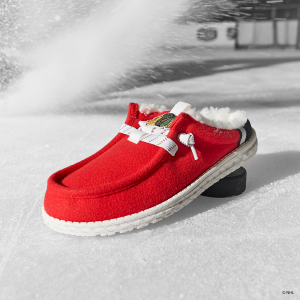 nhl® chicago blackhawks® wally slip varsity red/black