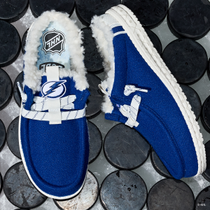 nhl® tampa bay lightning® wally slip varsity blue/white